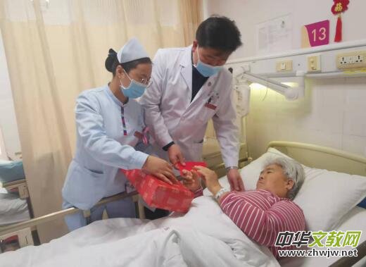 ��t�գ�Ŭ����(chu��ng)�����������E