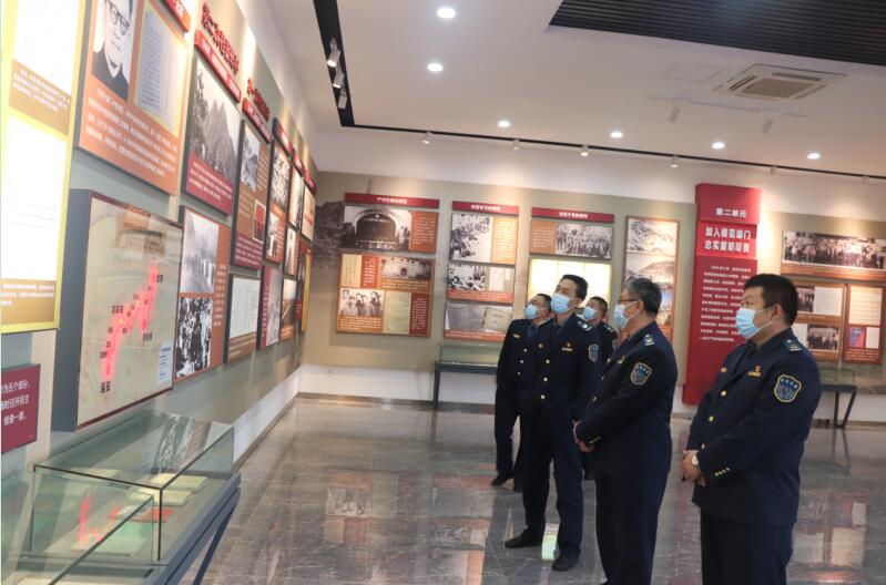 ɽ�|���ٞH���l(f��)չ���޹�˾�������M(f��i)վ  ���h�������I(l��ng)  ����tɫ��(zh��n)������