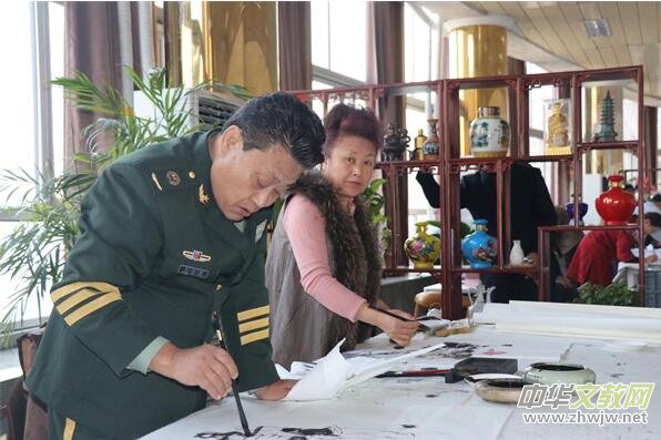 ��ɽ�д����P�˕�(sh��)Ժ�e�аѐ�(��i)���ؼҹ����(��i)�ĕ�(sh��)��(hu��)���(d��ng)