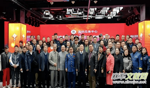 �����h��(y��ng)����ϯ���H��(y��ng)�����R�ռ�ȫ�����������f���І��Ӄxʽ