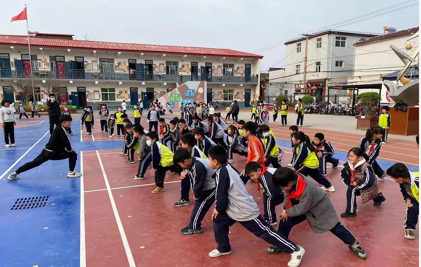 ����݆������ѩ�������ӱ�ʡ�����Ѕ��_�^(q��)���f�l(xi��ng)����У�|���R�_�W(xu��)У݆���(du��)