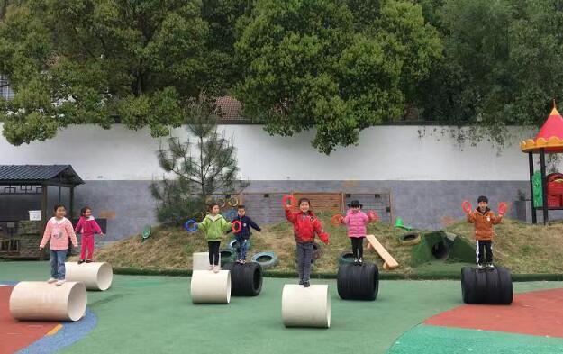 �y�ְ����Α�  �c����ɫͯ��