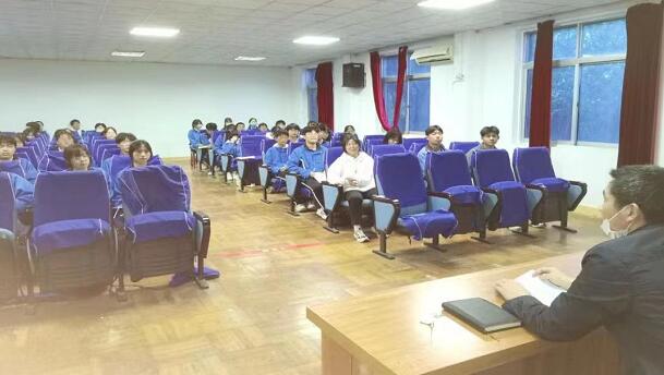 ���������Ę���q׃��ͨ;