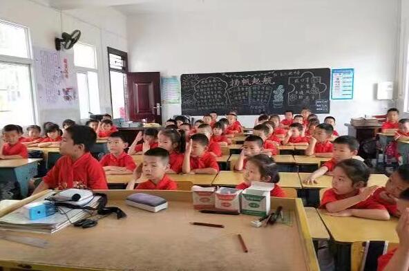 ��С㕽ӣ��҂�?c��)��Є?d��ng) ������ˮ�(zh��n)�����׃��@�M���׃����^С�W(xu��)