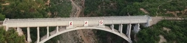 �����˺͖|���t�ɲ۵�Ѫ���龉