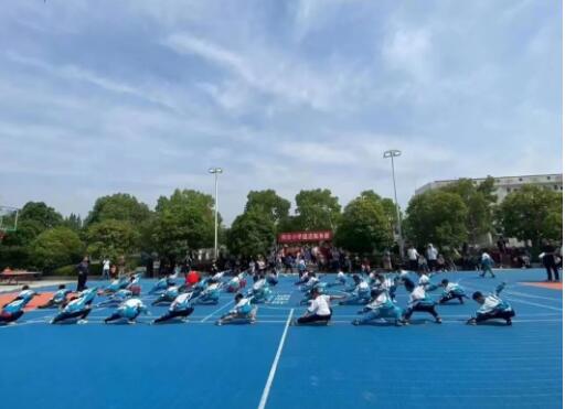 �o��(d��ng)���˘�(g��u)��У�@�Ļ�