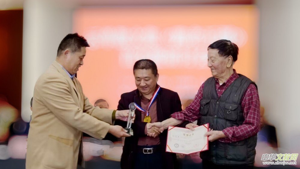 ����Ӣ�s�@��11�������ČW(xu��)����Ѿ�݋����2022��ȾW(w��ng)�j(lu��)�ČW(xu��)���C�l(f��)�e�k