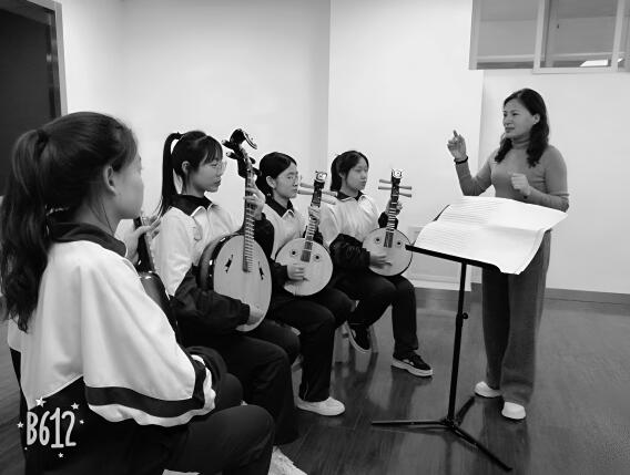 �ڸ�����(l��)��F(tu��n)����ߌW(xu��)������(l��)�W(xu��)�����B(y��ng)���о�