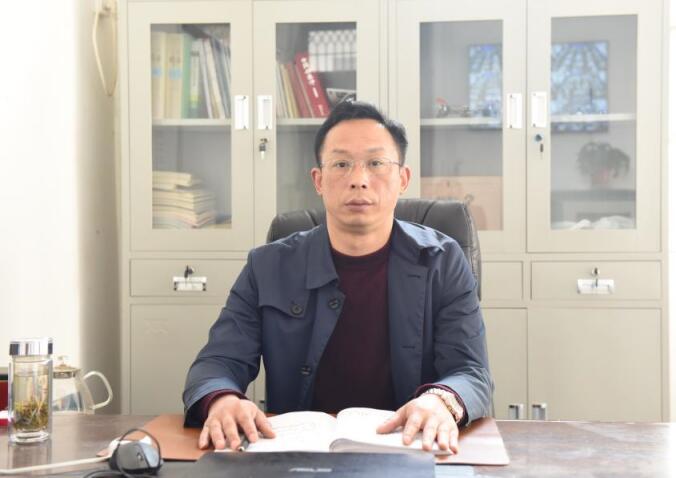 �،�����;�� ��(chu��ng)��������ɫ