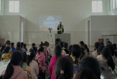 ������(zh��n)�Ϙ�С�W(xu��)�Ќ�(sh��)�_չ��(chu��ng)�����G����ͨʾ���W(xu��)У�����(d��ng)