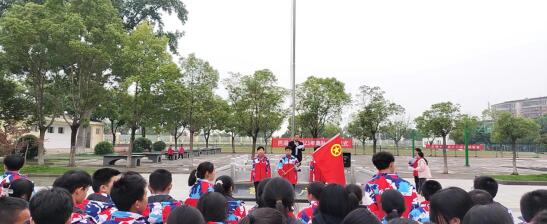 ��e�t�I(l��ng)�����`���ഺ��(m��ng)