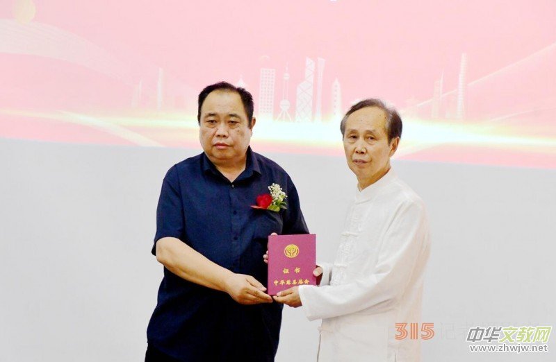 ���ĺ���� ��ī�����ǡ����������pϲ���ˇ�g(sh��)���Ć��Ӄxʽ�ڷ�ɽ�^(q��)�e��