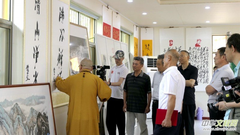 �Ͳ��������e��ӭ��һ����ɽ���֕����ż�