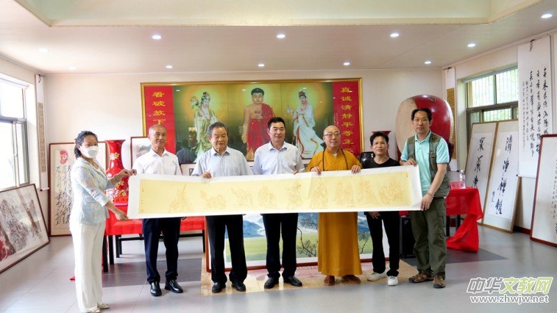 �Ͳ��������e��ӭ��һ����ɽ���֕����ż�