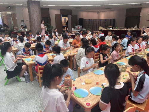 �\��֮퍣��ĳǷ��zʢ�䡪�������z�MУ�@�������̌W(xu��)�ɹ�չʾ��ӳɹ��e�k