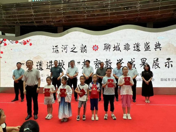 �\��֮퍣��ĳǷ��zʢ�䡪�������z�MУ�@�������̌W(xu��)�ɹ�չʾ��ӳɹ��e�k