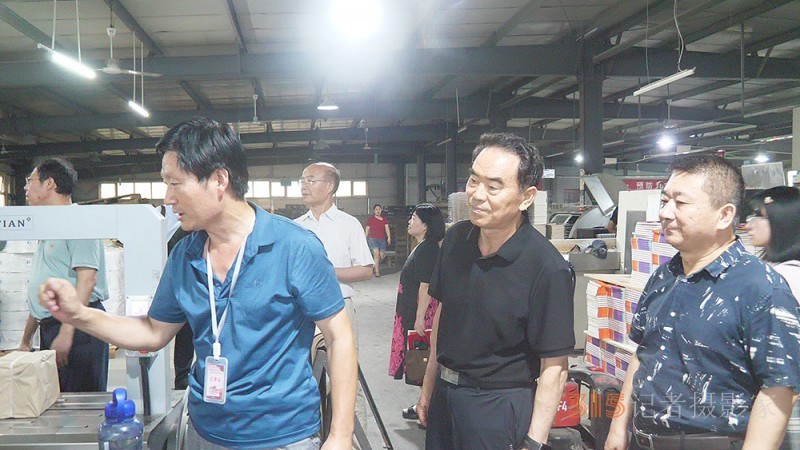 ����đ���ա�����Ї���ˇ�����ČW(xu��)�����zӰ���ݲ��L(f��ng)��(chu��ng)��Փ�����C����ӳɹ��e�k