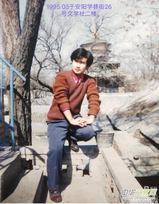 �Ŷ��ĉ�������һƬ�¾G�����P(gu��n)�ڰ���¾G�ČW��Ļؑ�