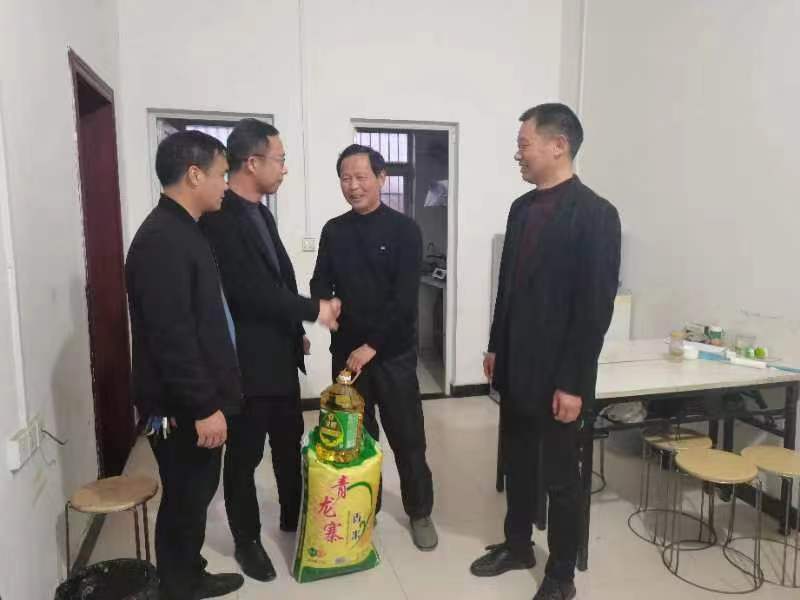 ����������R��С�W(xu��)�����㍏λ�k����(sh��)��