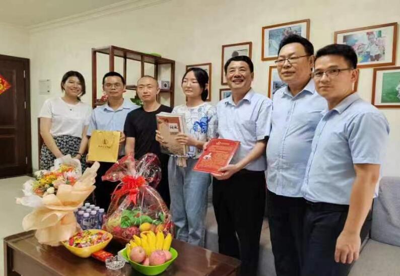 ��r(sh��)犣�����У���YԴ �`�д�����^ ��(chu��ng)������У�@