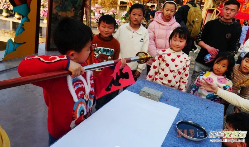 �������[��������Ц���zӰ