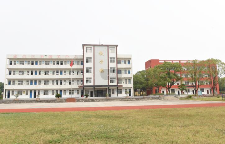 �`���������e�\�l(f��)չ �������C����(chu��ng)��ܰ