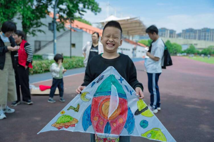 �L(f��ng)�~���(d��ng)����һ������(m��ng)�밿���{(l��n)��