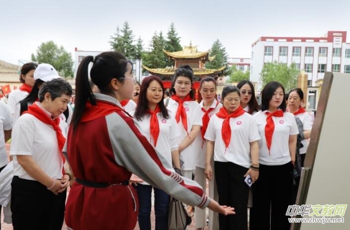 ����ʯ��ɽŮ��I(y��)���ຣ������