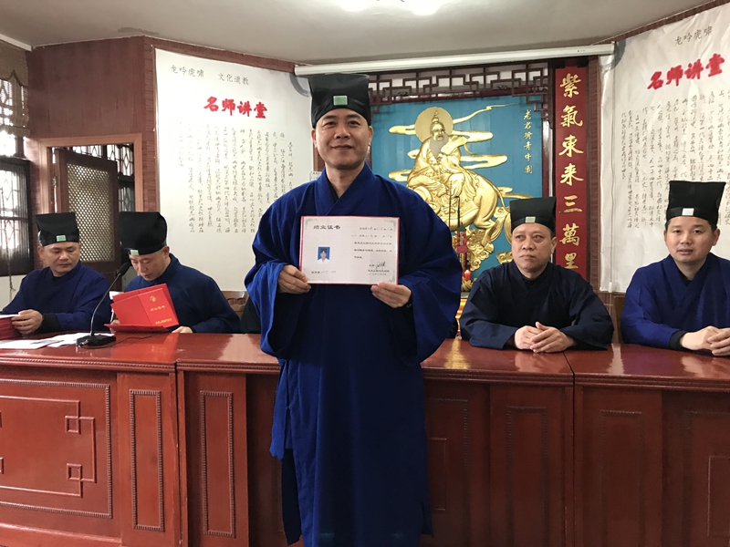 ��(d��ng)���׌W(xu��)�о��ߡ����W(xu��)���˺��Ĳ�