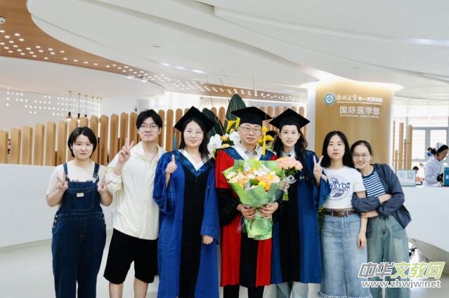 �O������ھ��I(y��)��(chu��ng)�£������R���t(y��)�W(xu��)�̌W(xu��)���|(zh��)���l(f��)չ