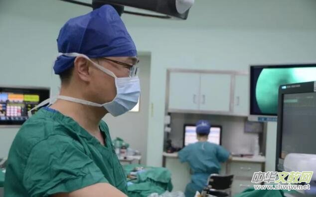 �O������ھ��I(y��)��(chu��ng)�£������R���t(y��)�W(xu��)�̌W(xu��)���|(zh��)���l(f��)չ