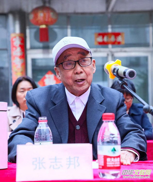 �ںτ�(chu��ng)����δ������ԭ�����c�������t(y��)ˎ��W(xu��)У���аl(f��)������ʽ����