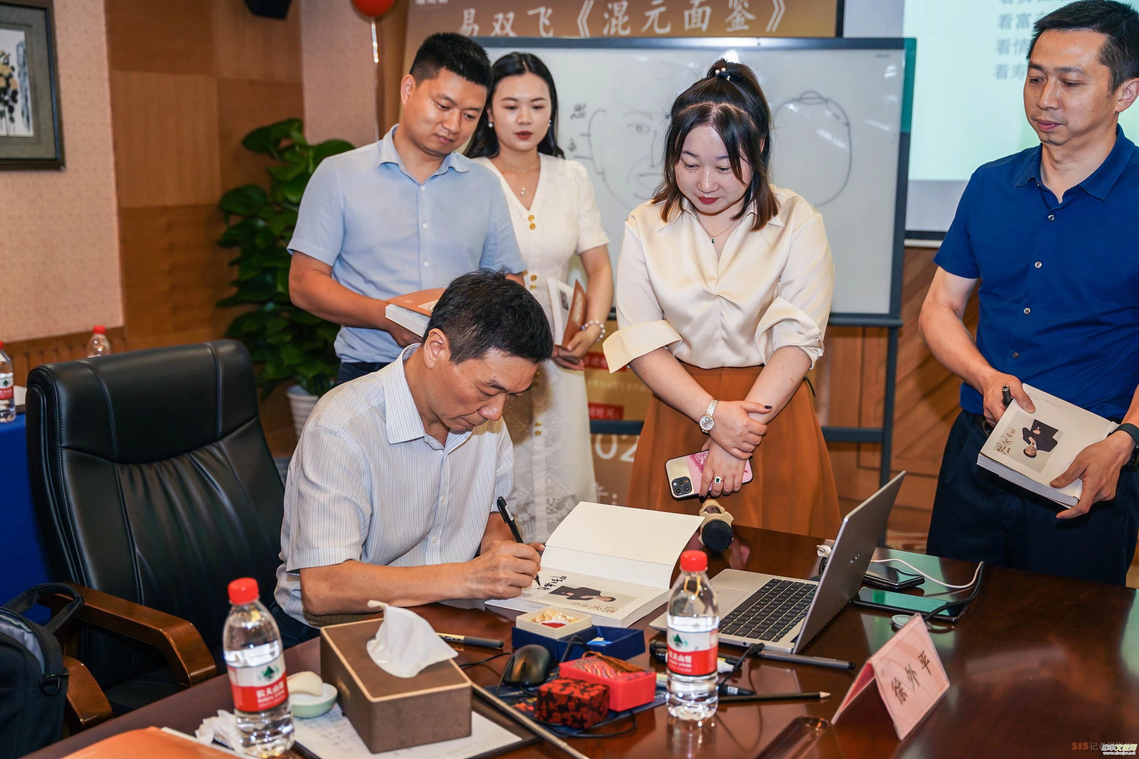 ���p�w����(y��u)����y(t��ng)�Ļ��Ă�����