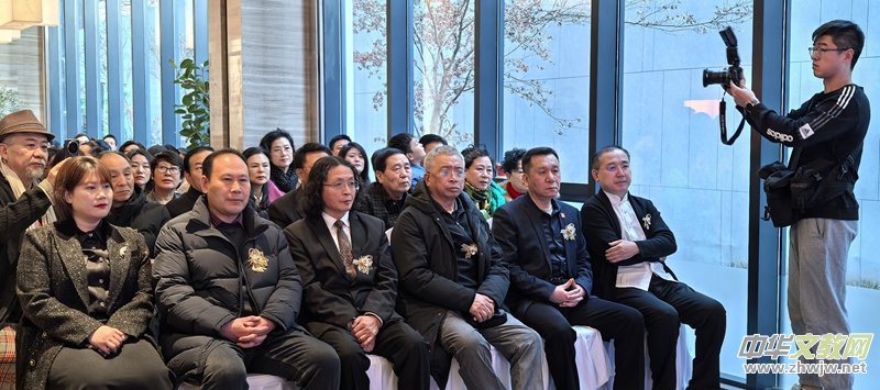 ���|�����}�����d�L(zh��ng)�����R�Ӑ��׭ˇ�g(sh��)����չ�ڝ�(j��)���_Ļ