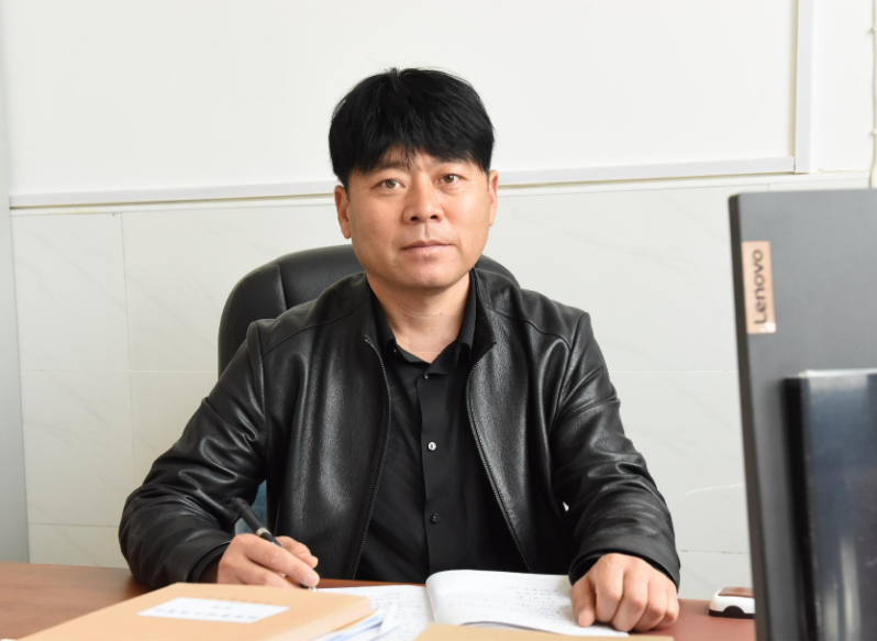 ��(chu��ng)����ɫ���� ��(g��u)�����CУ�@