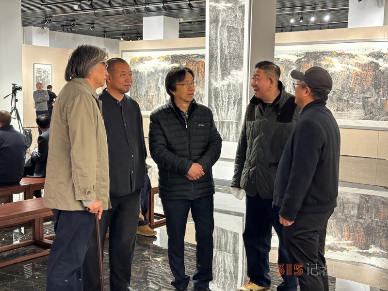 ̫�о����T���� �Pī���힕r(sh��)����̫��̫�С��κ��ɽˮ����Ʒ�x��չ�ھ���Ļ