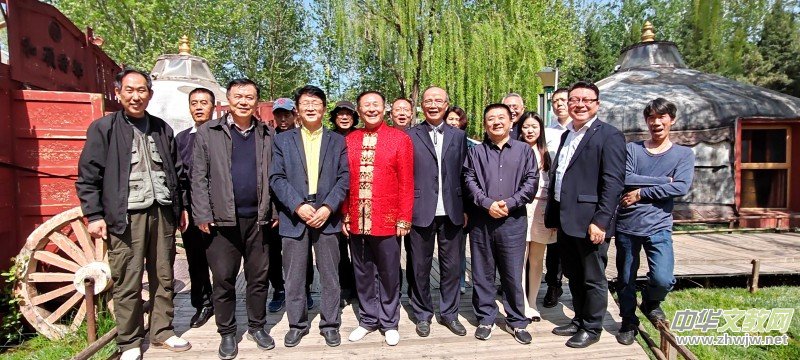 Ц�Ļ�����(d��o)���SЦ������Ц�����¡��װl(f��)ʽ����ӑ��(hu��)�ھ��e��