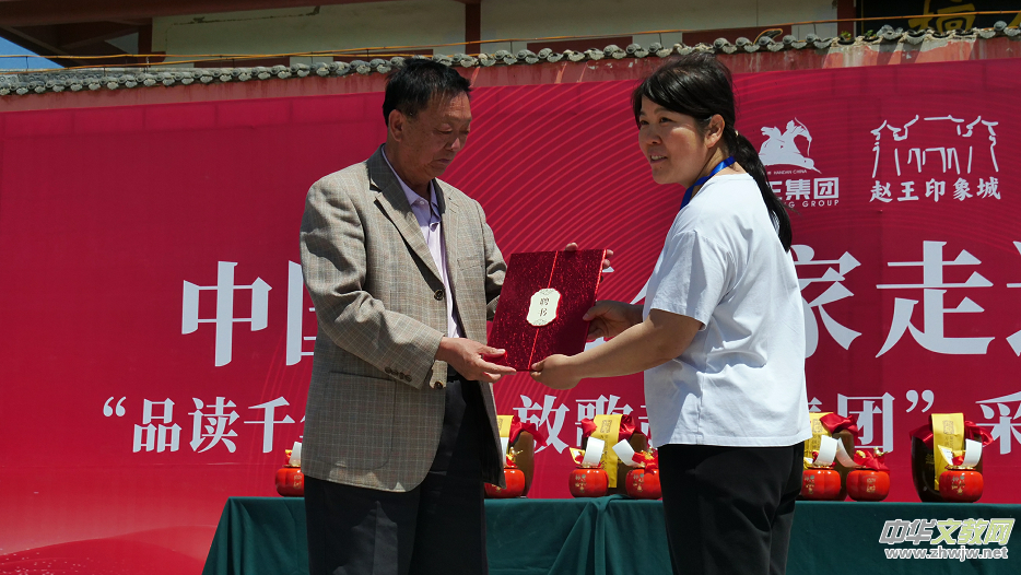 ��Ʒ�xǧ��Ŷ����Ÿ��w�����F(tu��n)�� �Ї���ˇ�������M(j��n)�ӱ��������L(f��ng)ϵ�л��(d��ng)�ɹ��e�k