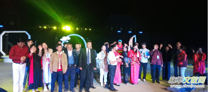 ��Ʒ�xǧ��Ŷ����Ÿ��w�����F(tu��n)�� �Ї���ˇ�������M(j��n)�ӱ��������L(f��ng)ϵ�л��(d��ng)�ɹ��e�k