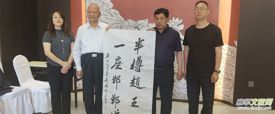 ��Ʒ�xǧ��Ŷ����Ÿ��w�����F(tu��n)�� �Ї���ˇ�������M(j��n)�ӱ��������L(f��ng)ϵ�л��(d��ng)�ɹ��e�k