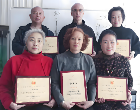 �����䣺�ڂ��y(t��ng)���W�������_�؄�(chu��ng)�µ��Ļ�������