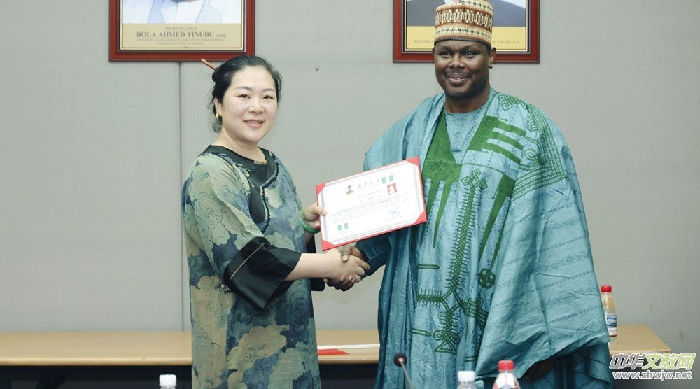 ���F�tŮʿ������ϯ����������ʹ�^�������t(y��)�Ļ��������(d��ng)​