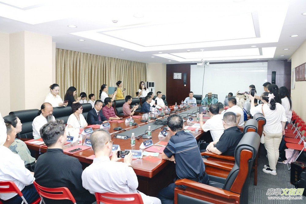 ���F�tŮʿ������ϯ����������ʹ�^�������t(y��)�Ļ��������(d��ng)​