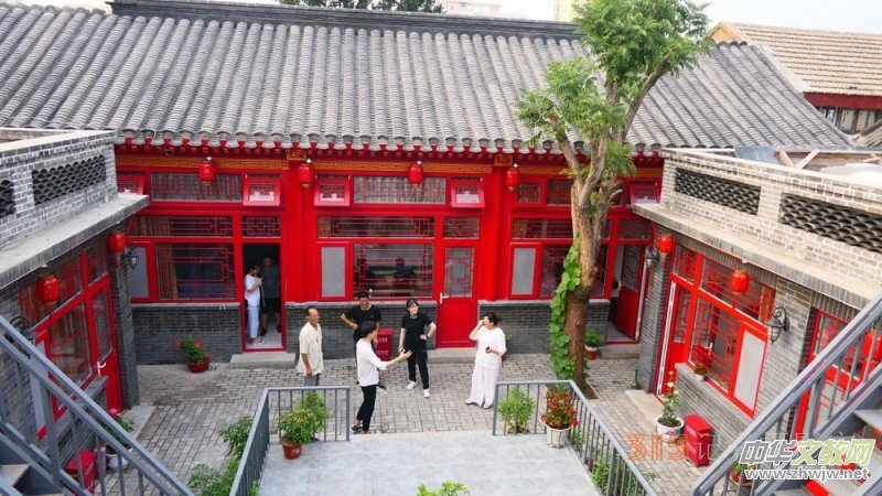 ����ǰ�T���(y��ng)�˼ң����S���ϵľ��x�ż�����ͬ��̎�Ěw��̎