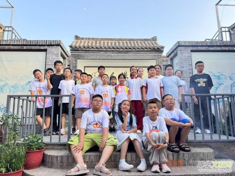 ����ǰ�T���(y��ng)�˼ң����S���ϵľ��x�ż�����ͬ��̎�Ěw��̎