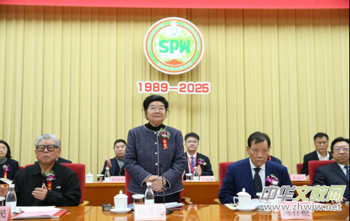 ����ʮ�ߌ��Ї�(gu��)��(gu��)�H�ƌW(xu��)�c��ƽ���ھ��_Ļ