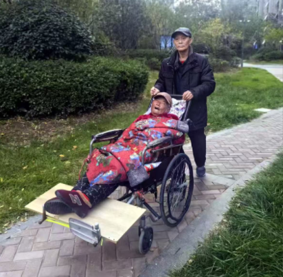 ���ĺ��o  ��������