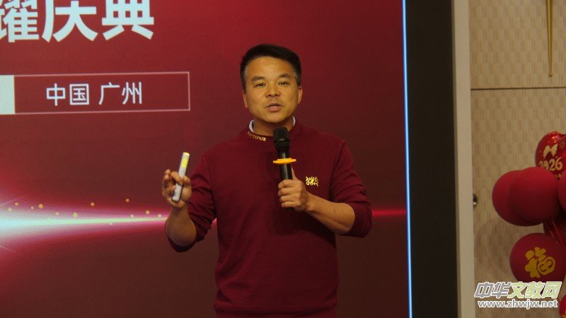 ��̼�����r(n��ng)�I(y��)��δ�� ���䡱���Gɫ��ƪ�¡����]��̼?x��)�˷�ʮ���d�sҫ�c��A�M�e�k